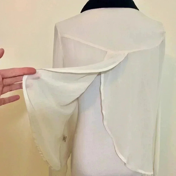 Iris white bejeweled button up blouse - Picture 6 of 8